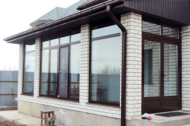 Zastakljivanje terasa i verande aluminijskim profilom